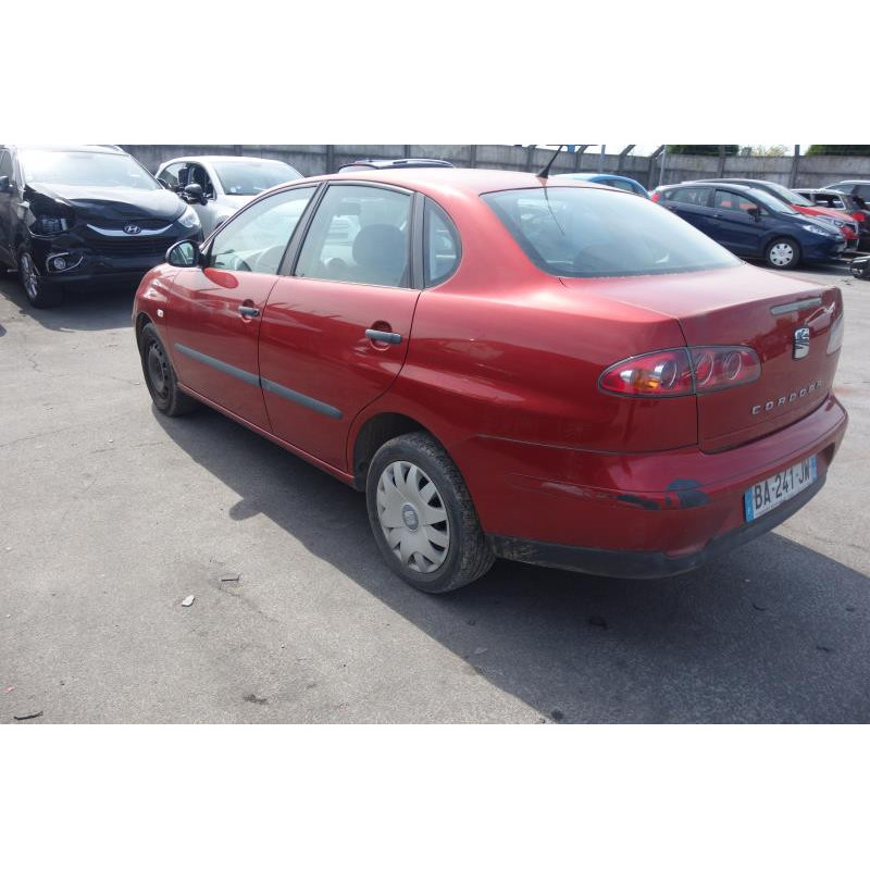Vitre arriere droit SEAT CORDOBA 2 Photo n°4
