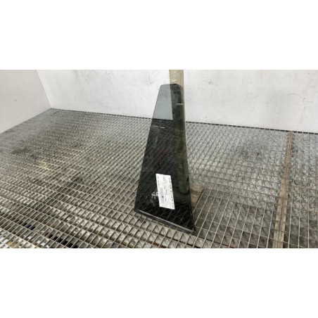 Custode arriere droit TOYOTA RAV4 3
