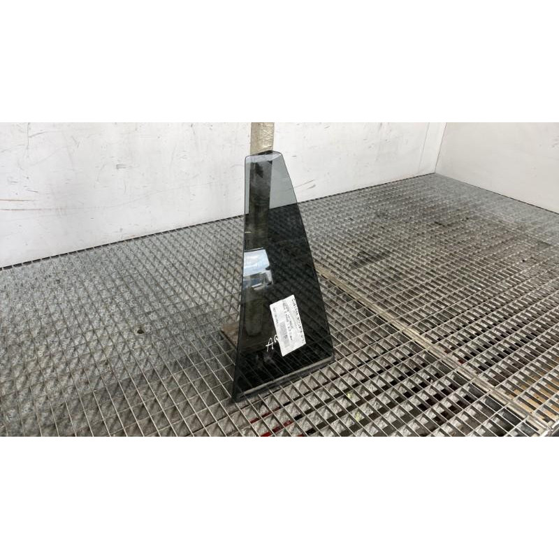 Custode arriere droit TOYOTA RAV4 3 Photo n°3