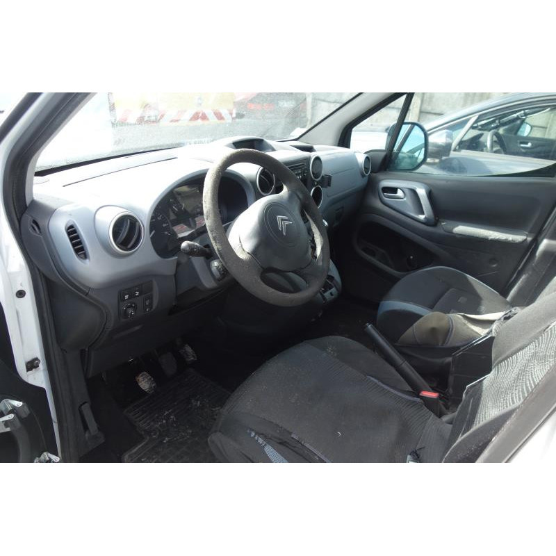 Custode arriere gauche CITROEN BERLINGO 2 Photo n°7