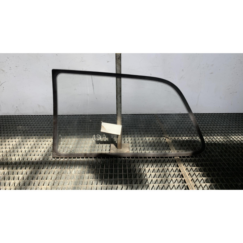 Custode arriere droit RENAULT CLIO 1 Photo n°2