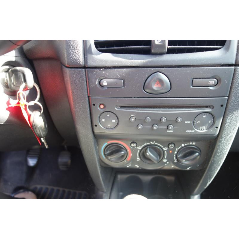Aile avant gauche RENAULT CLIO 2 Photo n°9