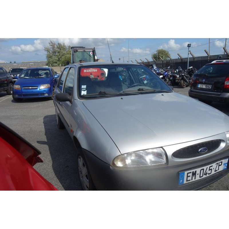 Pare choc arriere FORD FIESTA 4 Photo n°4