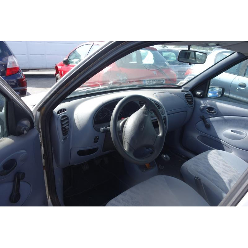 Pare choc arriere FORD FIESTA 4 Photo n°7