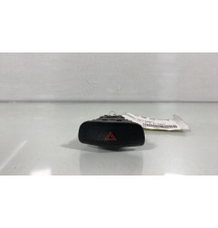 Bouton de warning NISSAN PRIMERA 3 Photo n°1