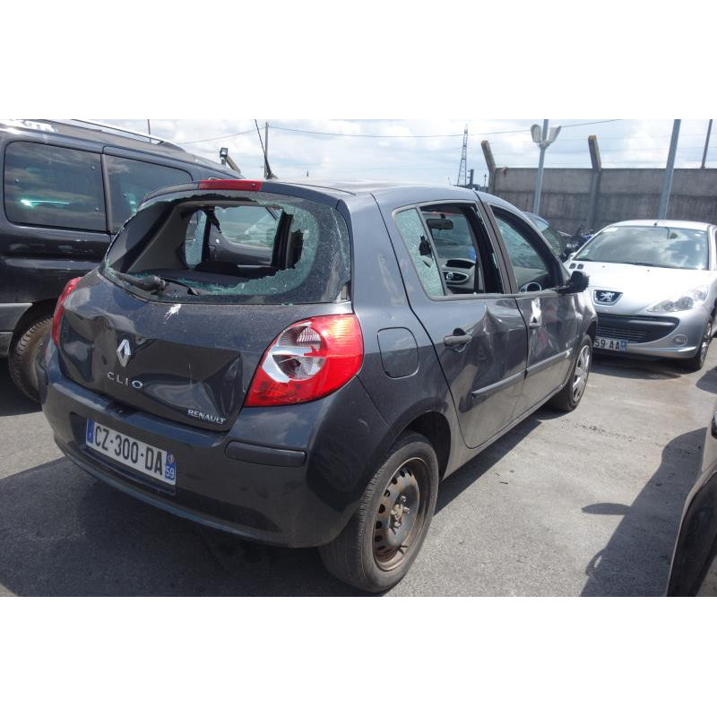 Renfort pare choc arriere (traverse) RENAULT CLIO 3 Photo n°8