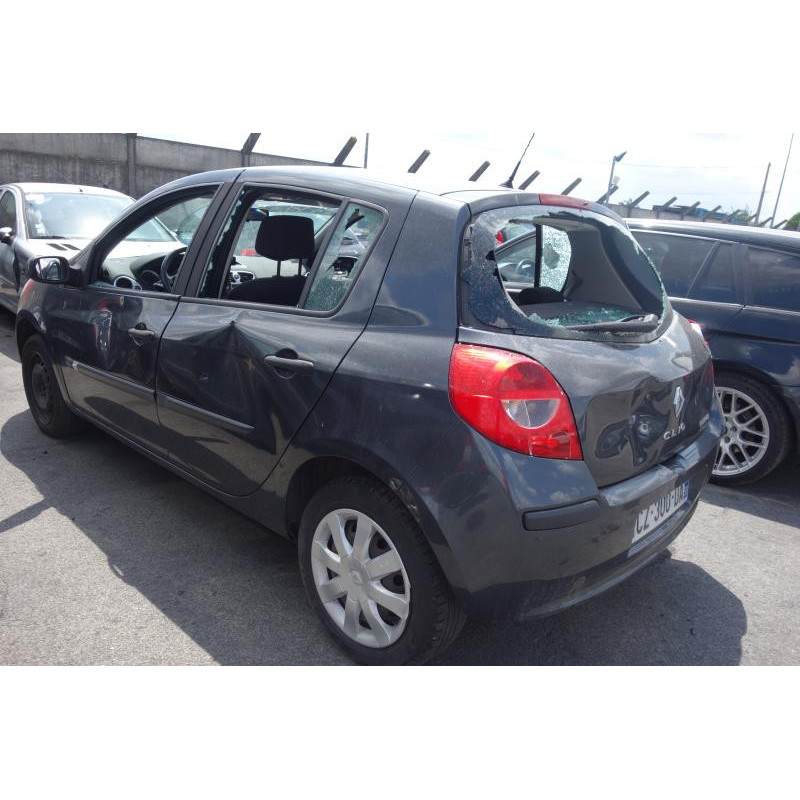 Renfort pare choc arriere (traverse) RENAULT CLIO 3 Photo n°9