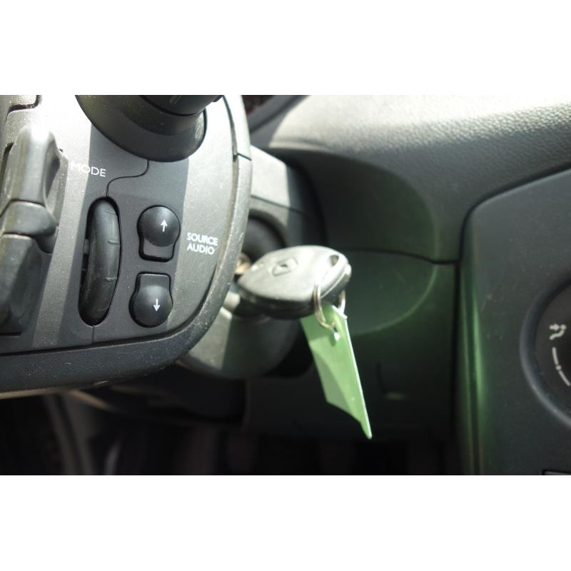 Renfort pare choc arriere (traverse) RENAULT CLIO 3 Photo n°12