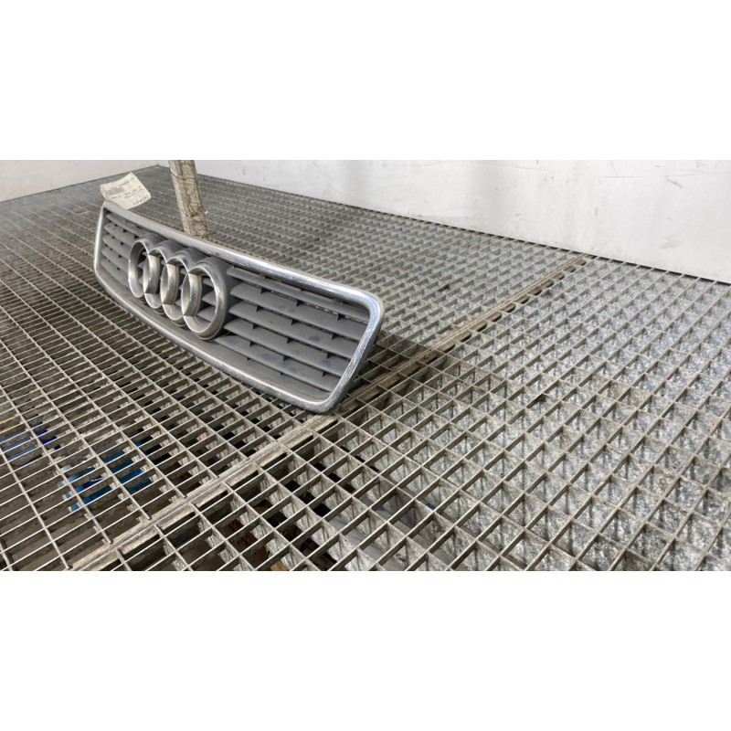 Calandre AUDI A4 1 Photo n°3