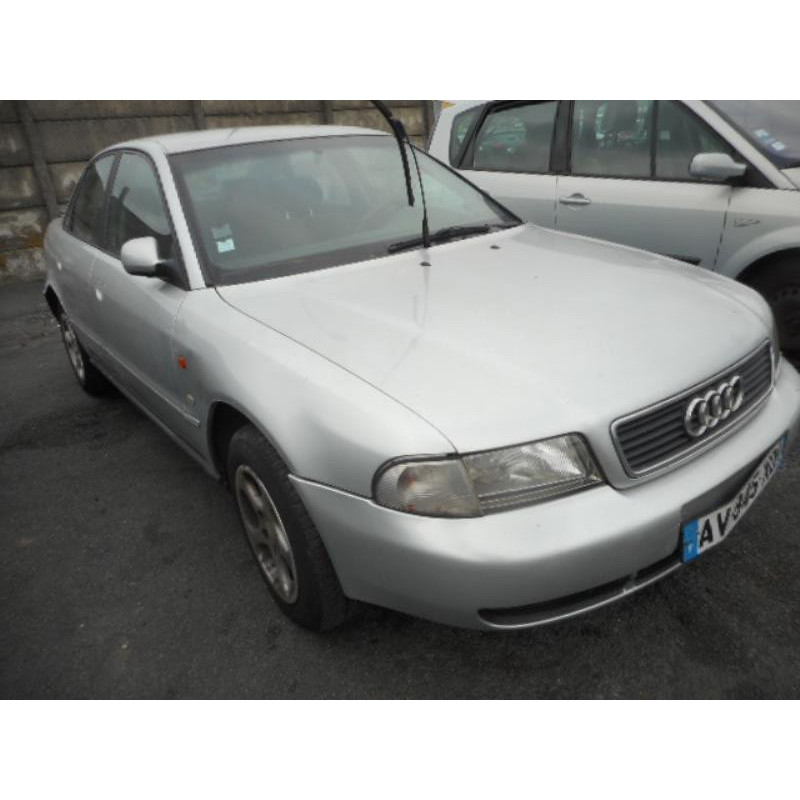 Calandre AUDI A4 1 Photo n°6