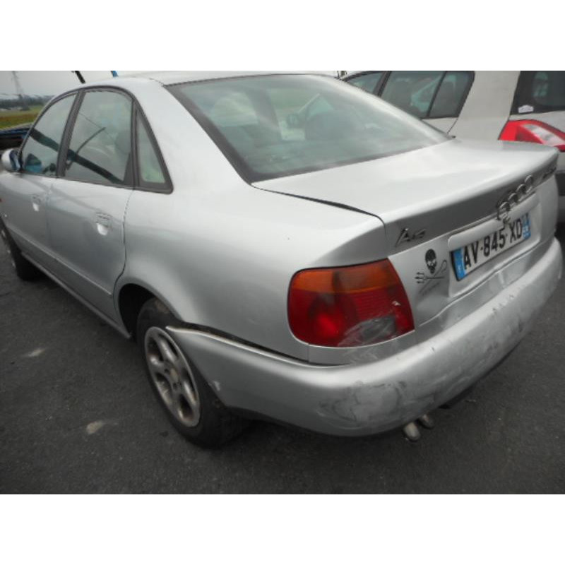Calandre AUDI A4 1 Photo n°8