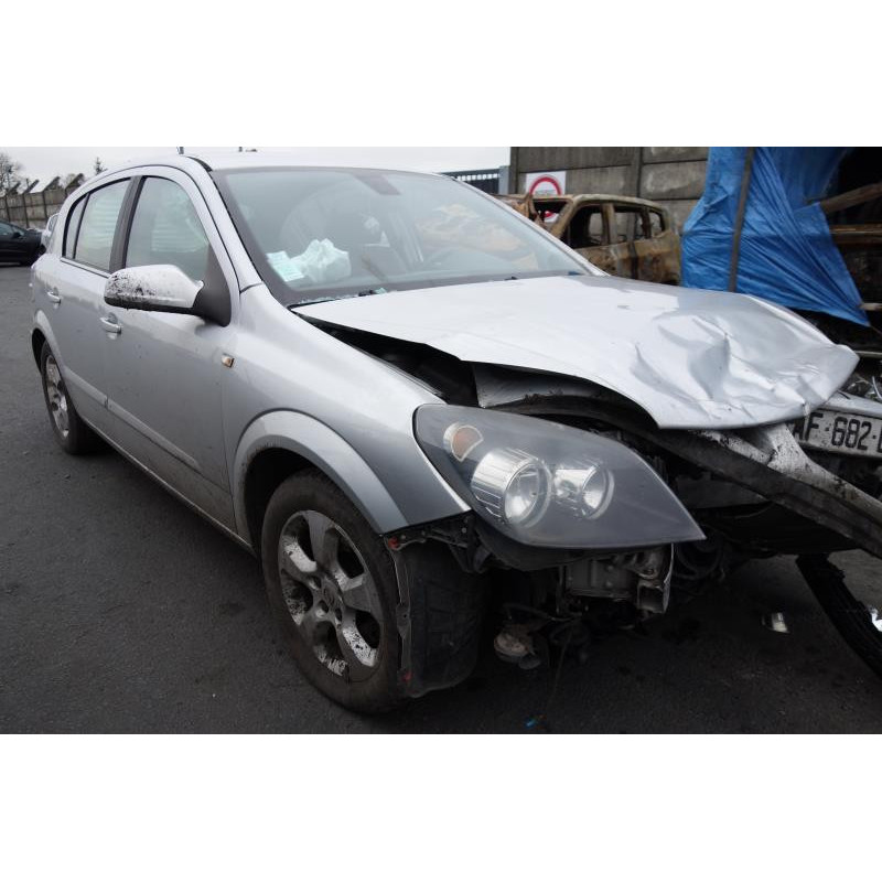 Malle/Hayon arriere OPEL ASTRA H Photo n°3