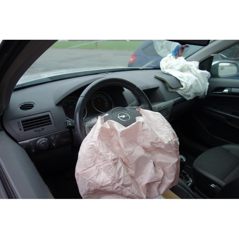 Malle/Hayon arriere OPEL ASTRA H Photo n°6