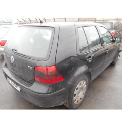 Pare choc arriere VOLKSWAGEN GOLF 4