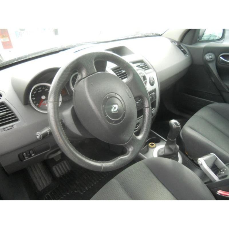 Porte avant droit RENAULT MEGANE 2 Photo n°6