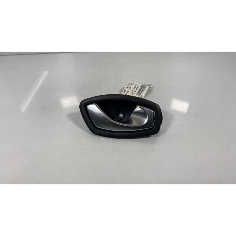 Poignee interieur arriere droit RENAULT CLIO 4 Photo n°1