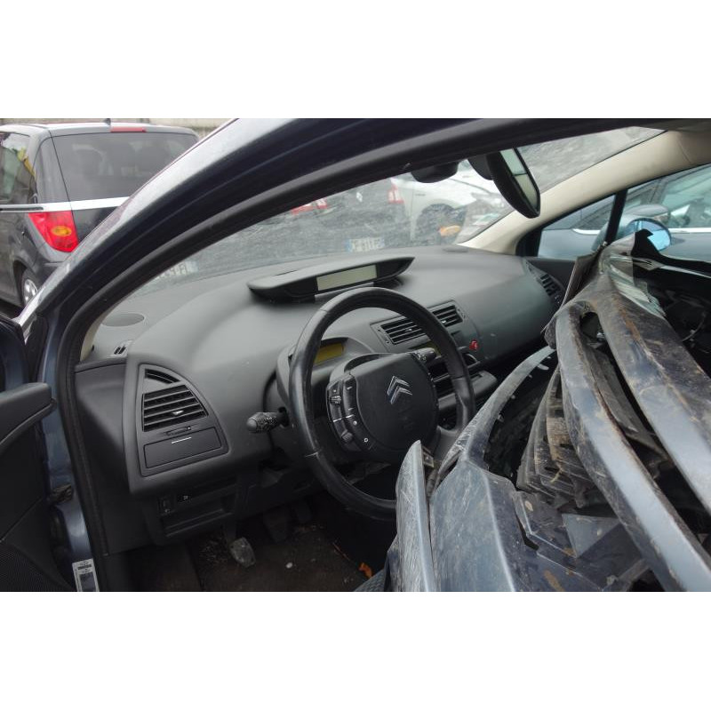 Attache ceinture arriere gauche CITROEN C4 1 Photo n°8