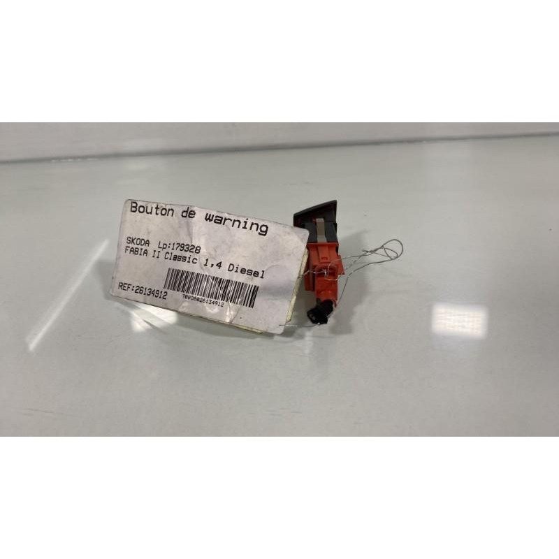 Bouton de warning SKODA FABIA 2 Photo n°3