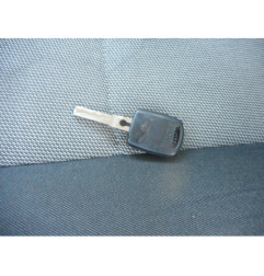 Bouton de warning SKODA FABIA 2