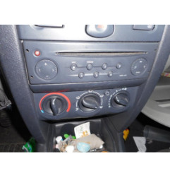 Poignee interieur arriere droit RENAULT CLIO 2