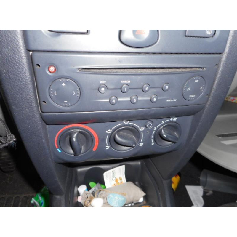 Poignee interieur arriere droit RENAULT CLIO 2 Photo n°9