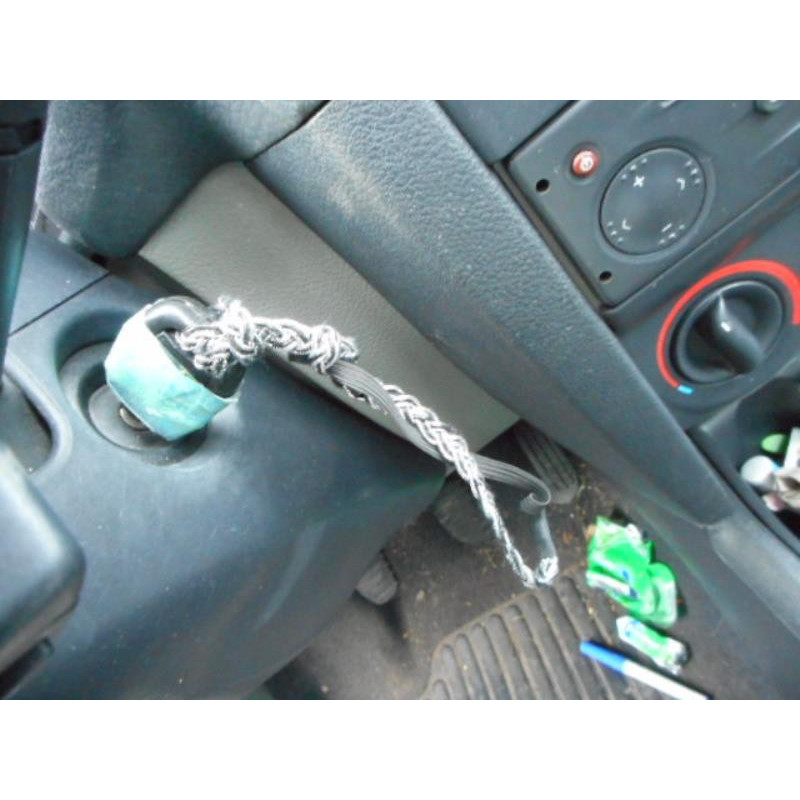 Poignee interieur arriere droit RENAULT CLIO 2 Photo n°11