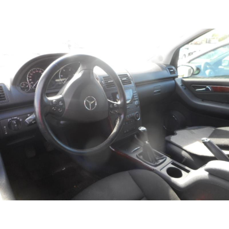 Trappe d'essence MERCEDES CLASSE A 169 Photo n°8