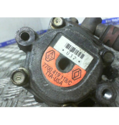 Pompe de direction RENAULT CLIO 2 Photo n°1