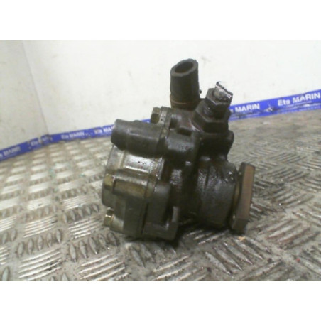 Pompe de direction RENAULT CLIO 2