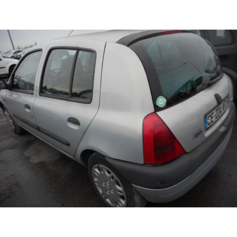 Pompe de direction RENAULT CLIO 2 Photo n°6