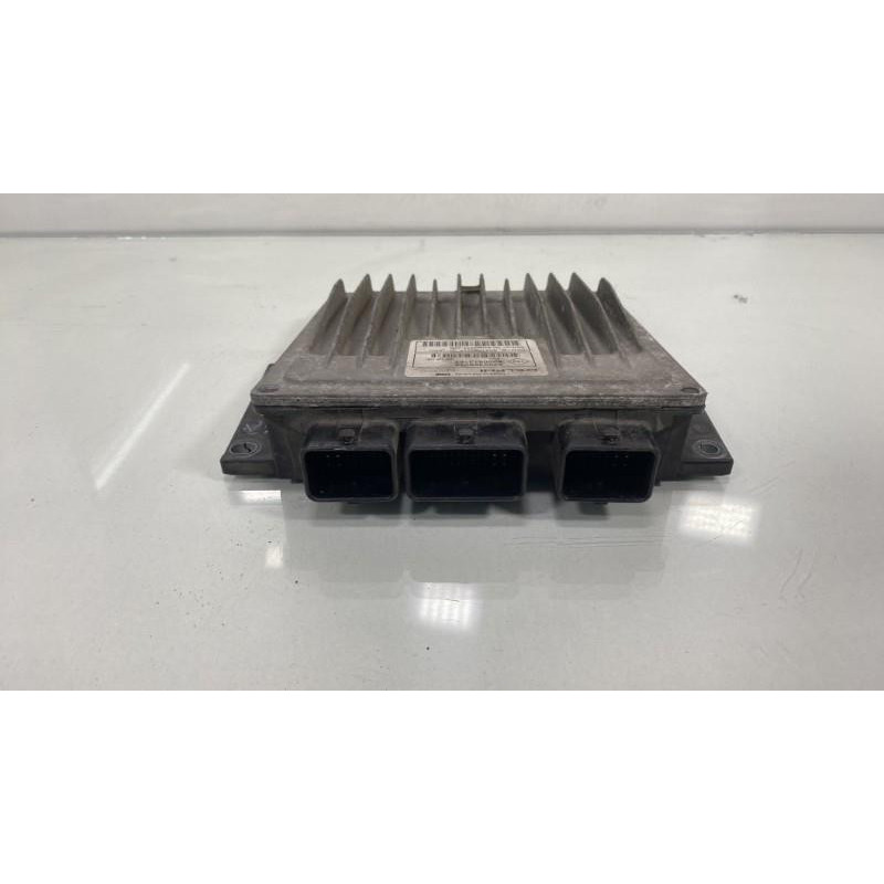 Calculateur moteur RENAULT CLIO 3 Photo n°3