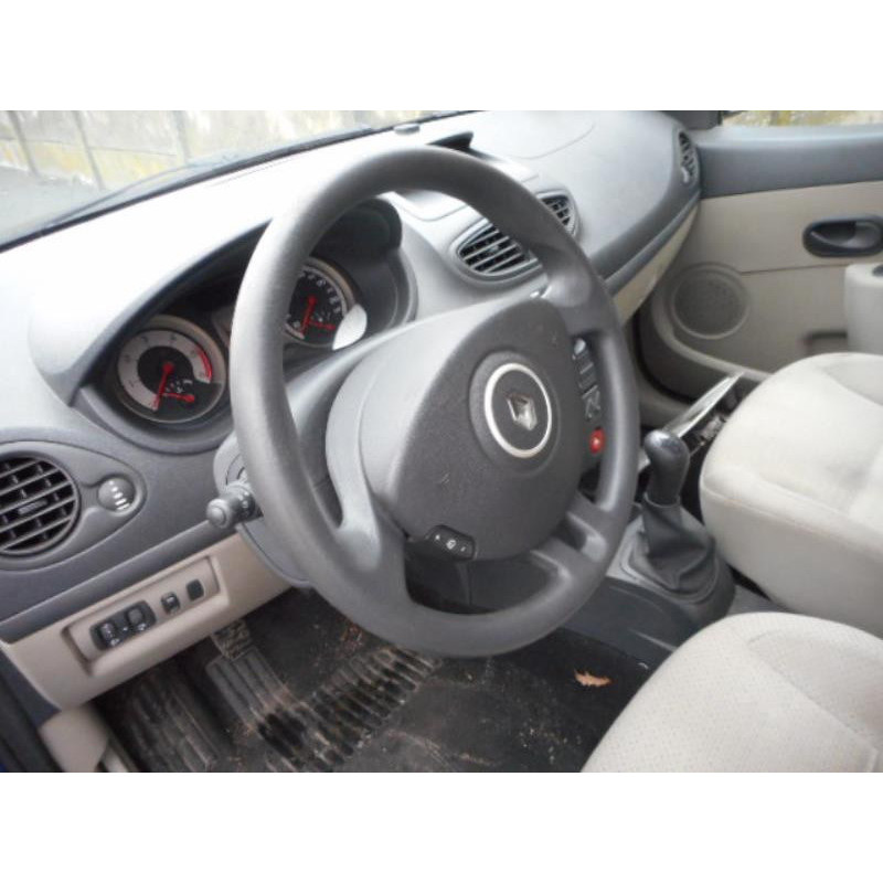 Calculateur moteur RENAULT CLIO 3 Photo n°9