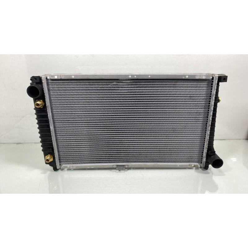 Radiateur eau BMW SERIE 5 E34 Photo n°1