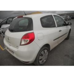 Calculateur moteur RENAULT CLIO 3