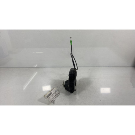 Serrure arriere droit TOYOTA YARIS 2