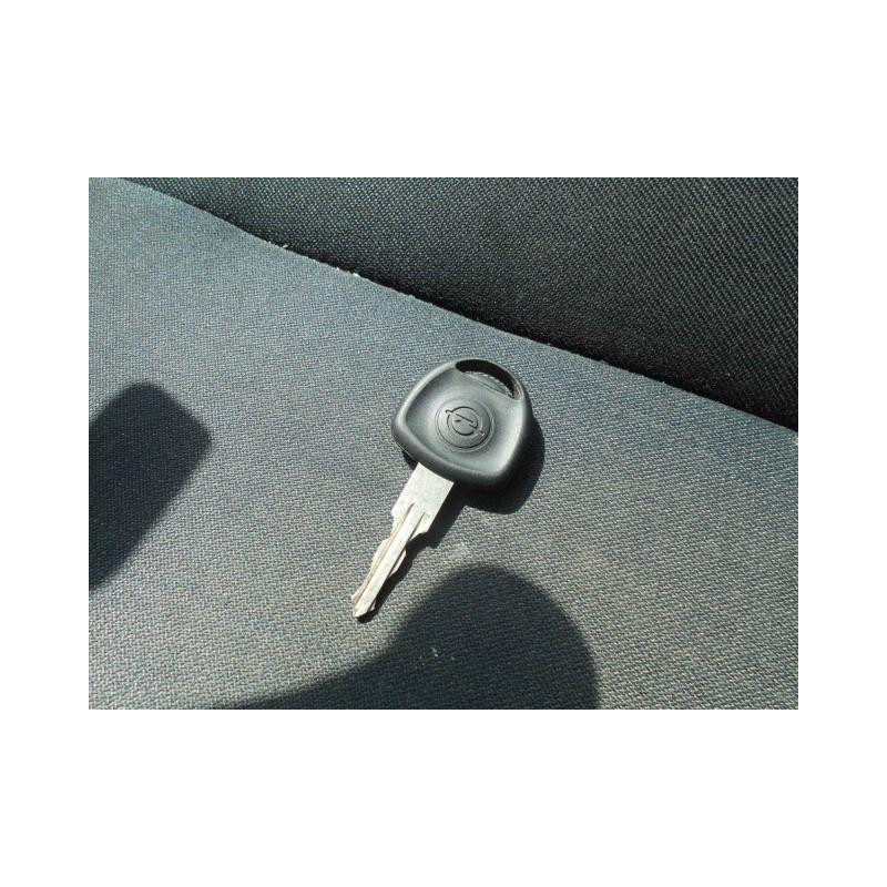Cardan gauche (transmission) OPEL CORSA B Photo n°7
