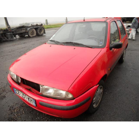 Cremaillere assistee MAZDA 121 3