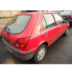 Cremaillere assistee MAZDA 121 3