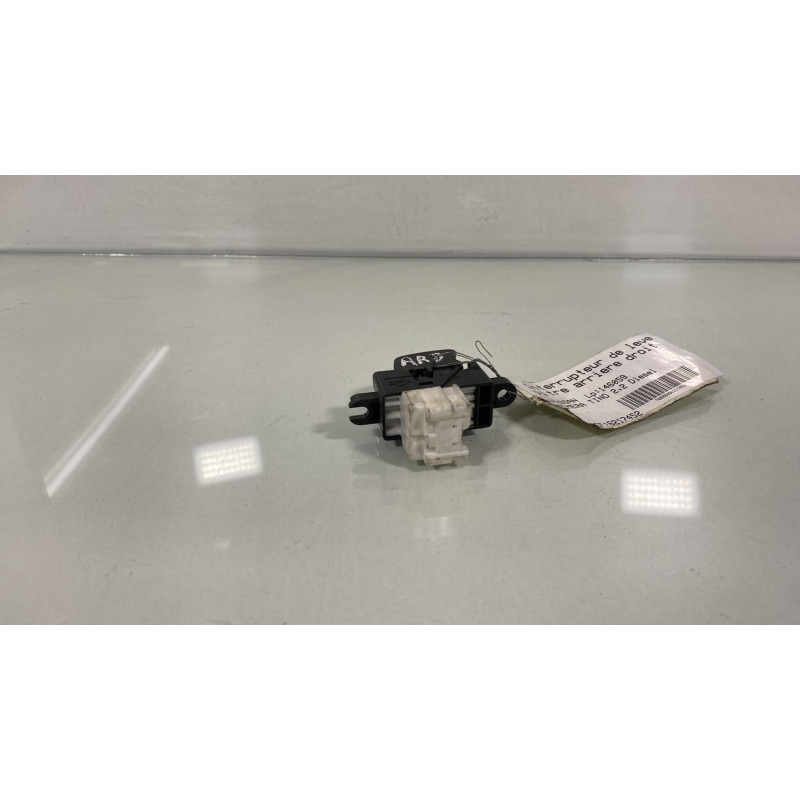 Interrupteur de leve vitre arriere droit NISSAN ALMERA TINO Photo n°3