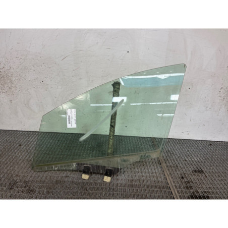Vitre avant gauche PEUGEOT 407