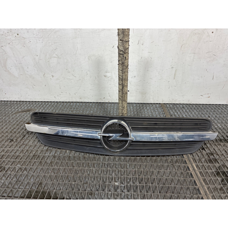 Calandre OPEL MERIVA A Photo n°3