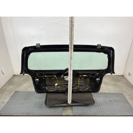 Malle/Hayon arriere VOLKSWAGEN GOLF 5 Photo n°1