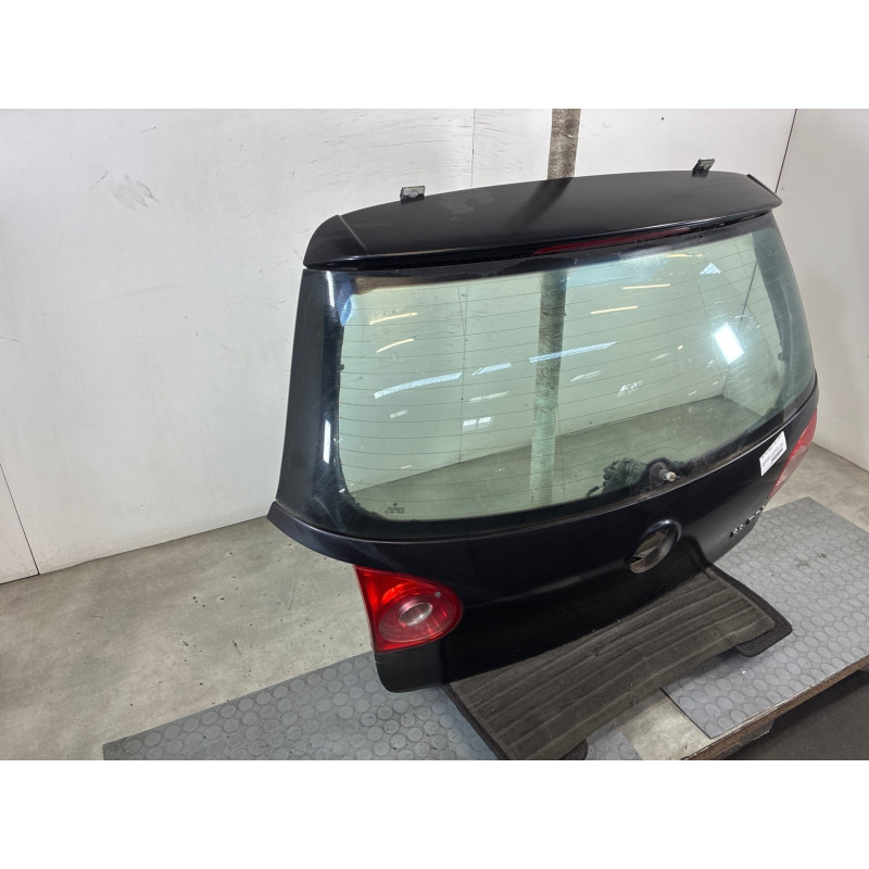 Malle/Hayon arriere VOLKSWAGEN GOLF 5 Photo n°3