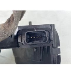 Serrure arriere droit RENAULT CLIO 4