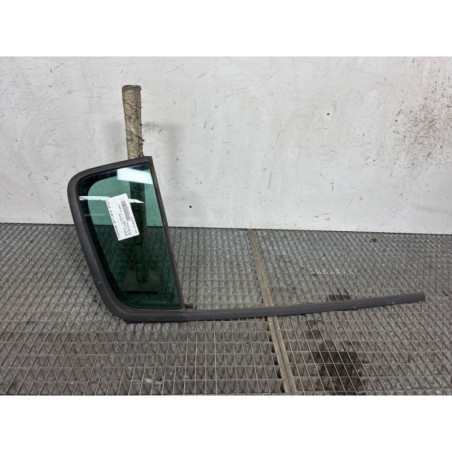 Custode arriere droit (porte) RENAULT CLIO 3