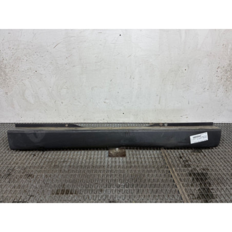 Pare choc arriere MERCEDES VITO 639 Photo n°1