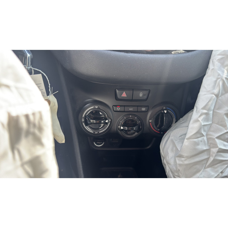 Custode arriere gauche PEUGEOT 208 1 Photo n°20