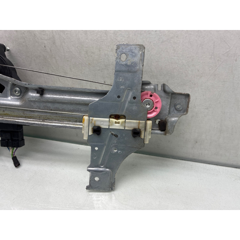 Leve vitre electrique arriere droit PEUGEOT 208 1 Photo n°5