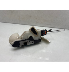 Serrure avant gauche PEUGEOT 208 1