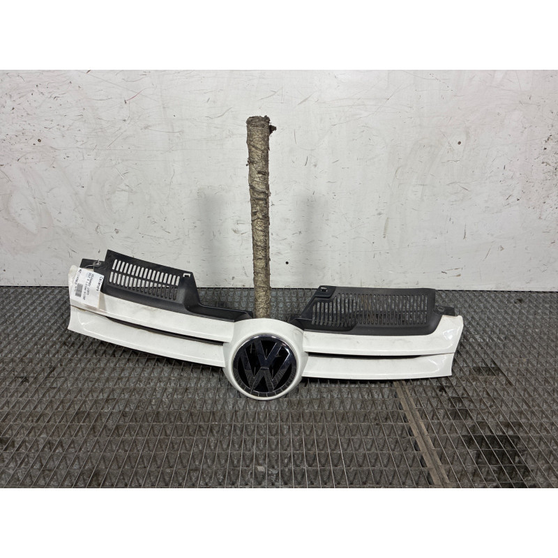 Calandre VOLKSWAGEN GOLF 5 Photo n°3